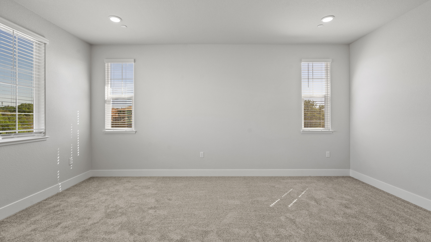 A room with windows.