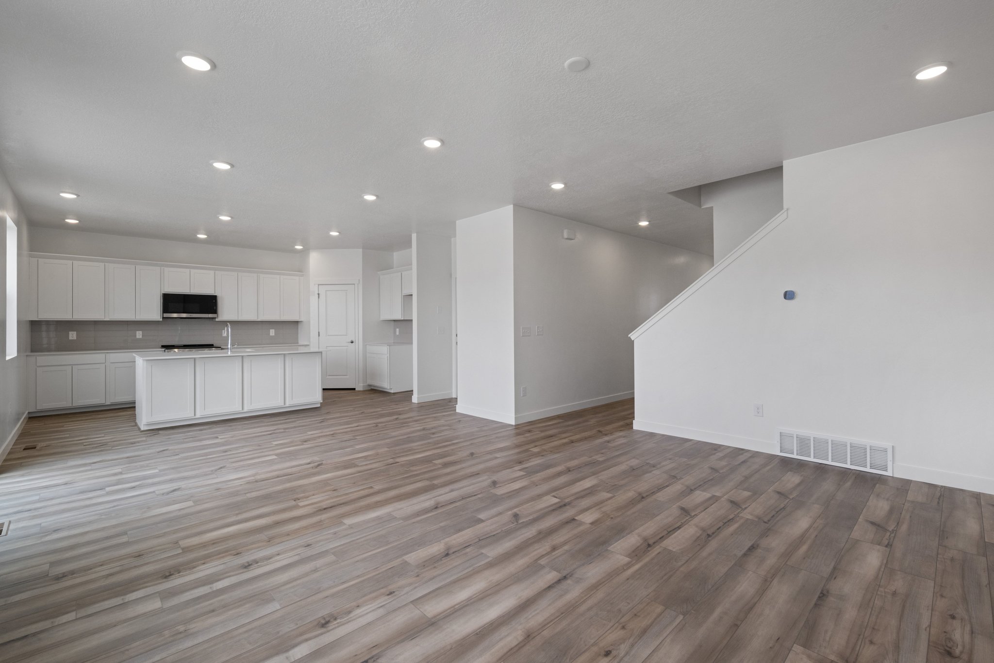 A large empty room.